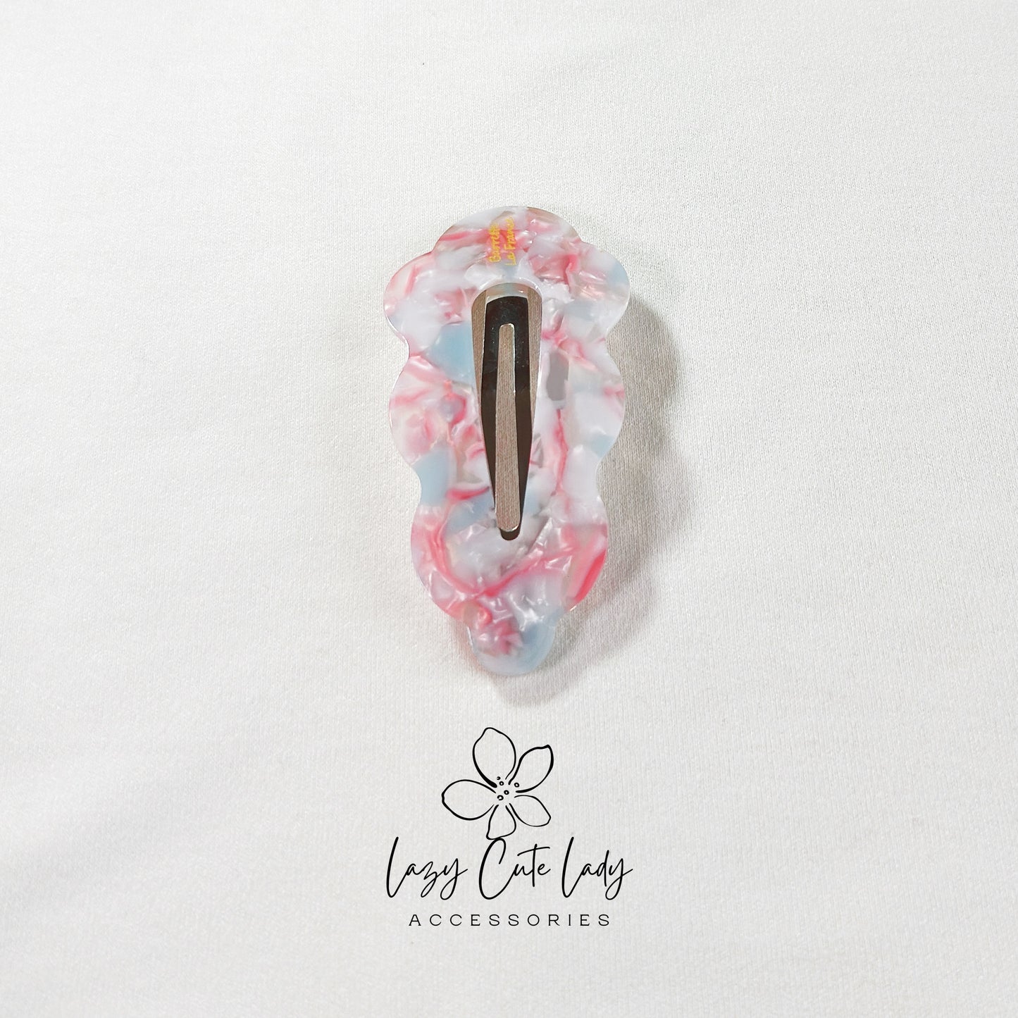 Large Wavy Edge Hair Clip