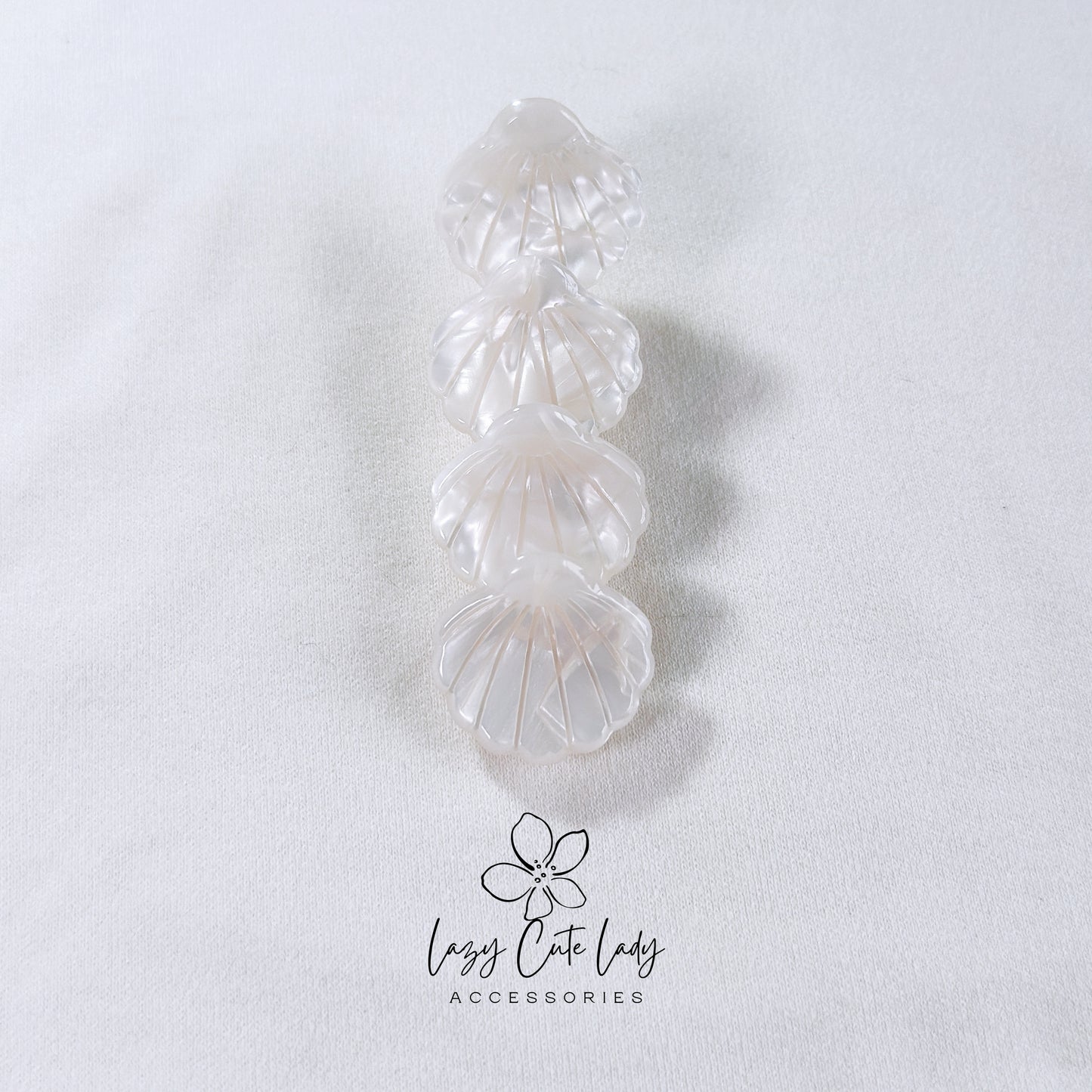 Elegant Seashell Shaped Hair Clip - Hair Accessory - Cute Hair Clips- For girl for women
