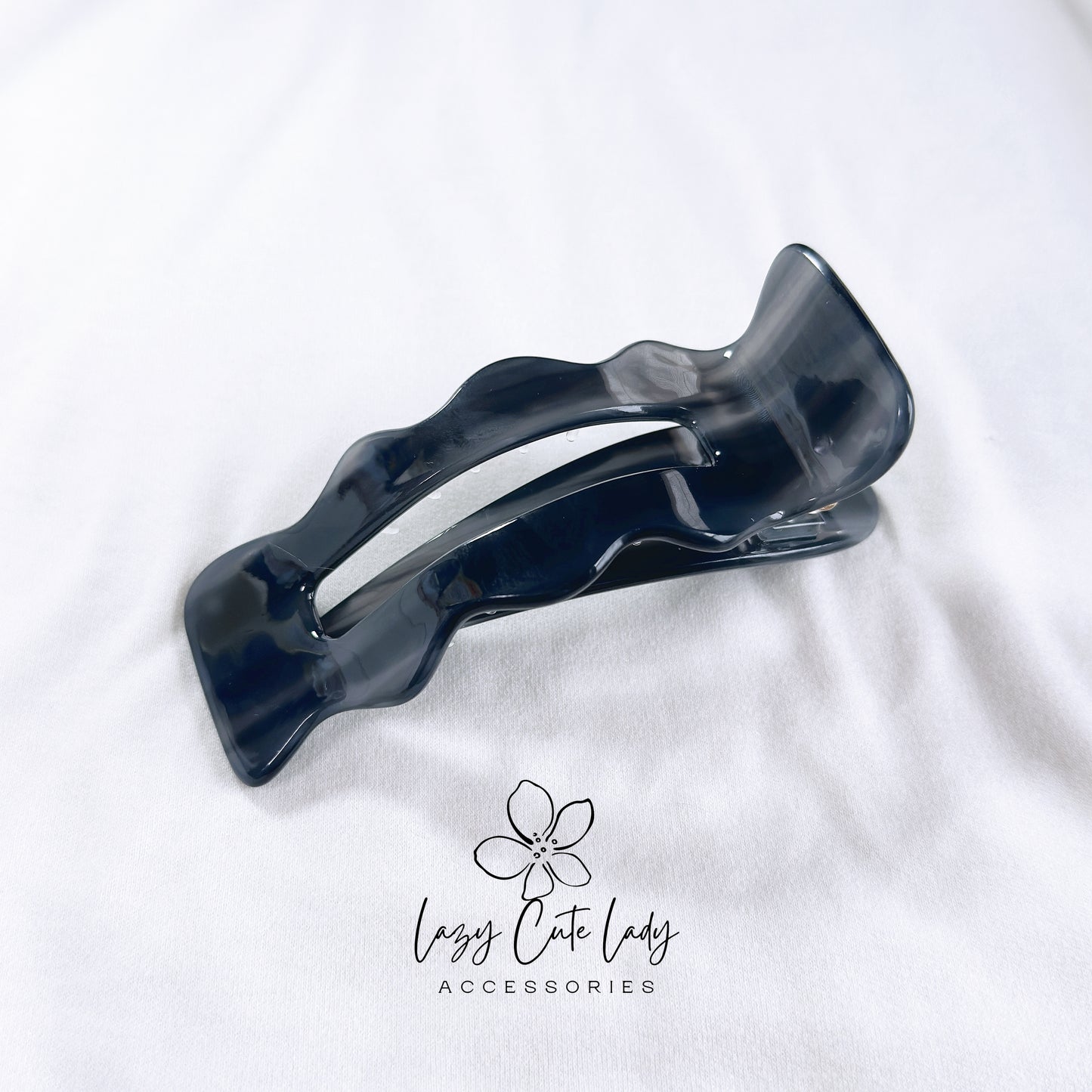 Chic Elegance Hair Clip – Effortless Sophistication