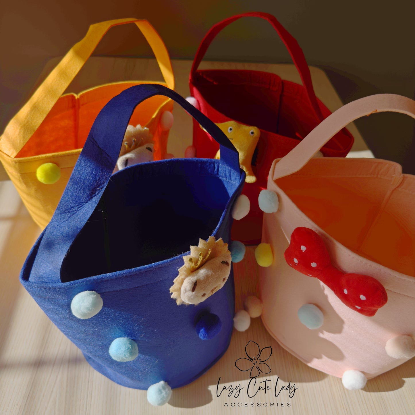 Handmade Felt Bucket Bag with Colorful Charm – Cute, Spacious, and Perfect for All Ages