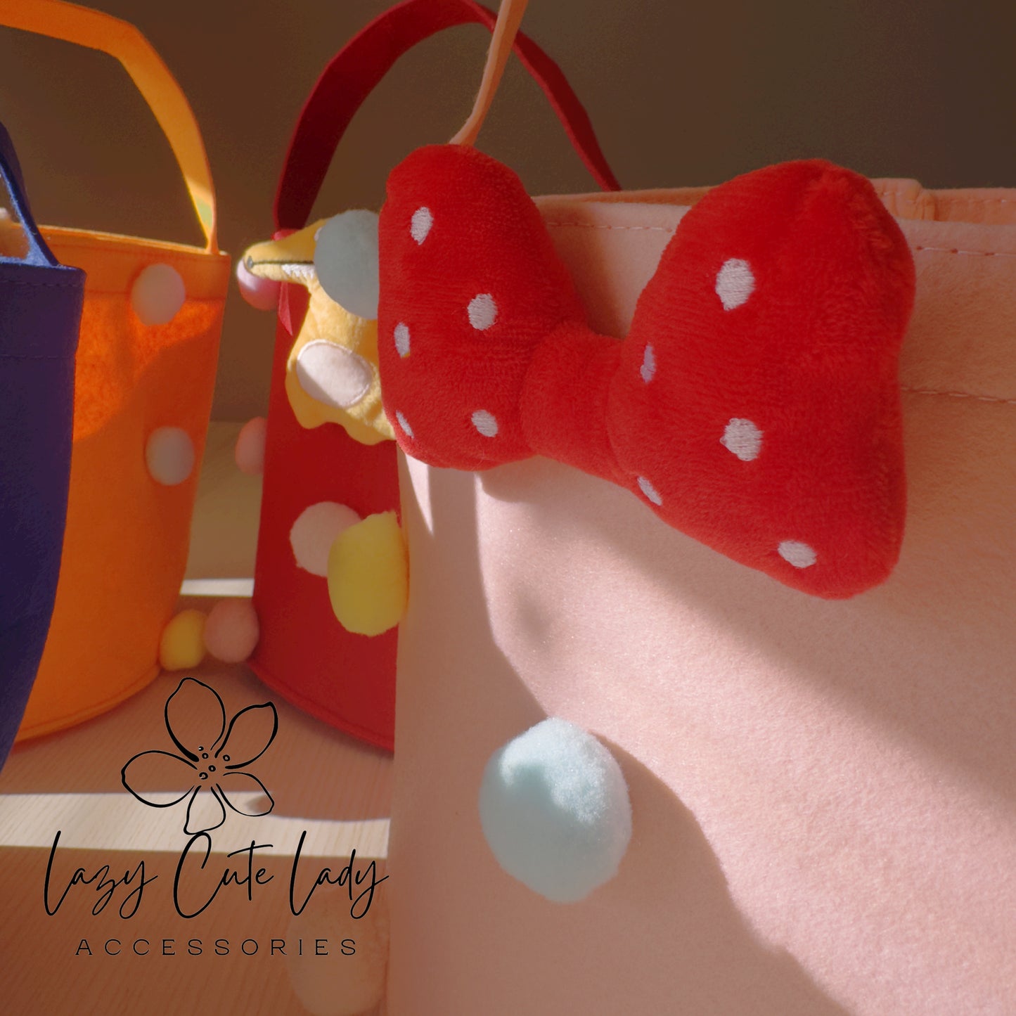 Handmade Felt Bucket Bag with Colorful Charm – Cute, Spacious, and Perfect for All Ages