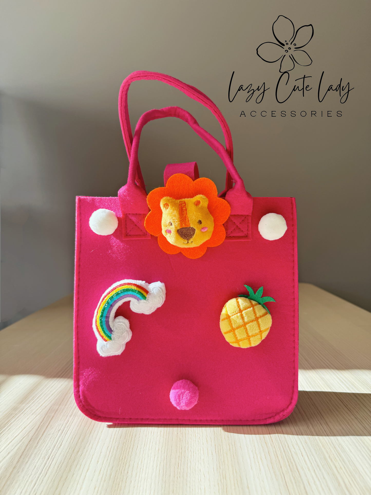 Handmade Felt Lion Tote Bag – Cute, Spacious, and Perfect for All Ages