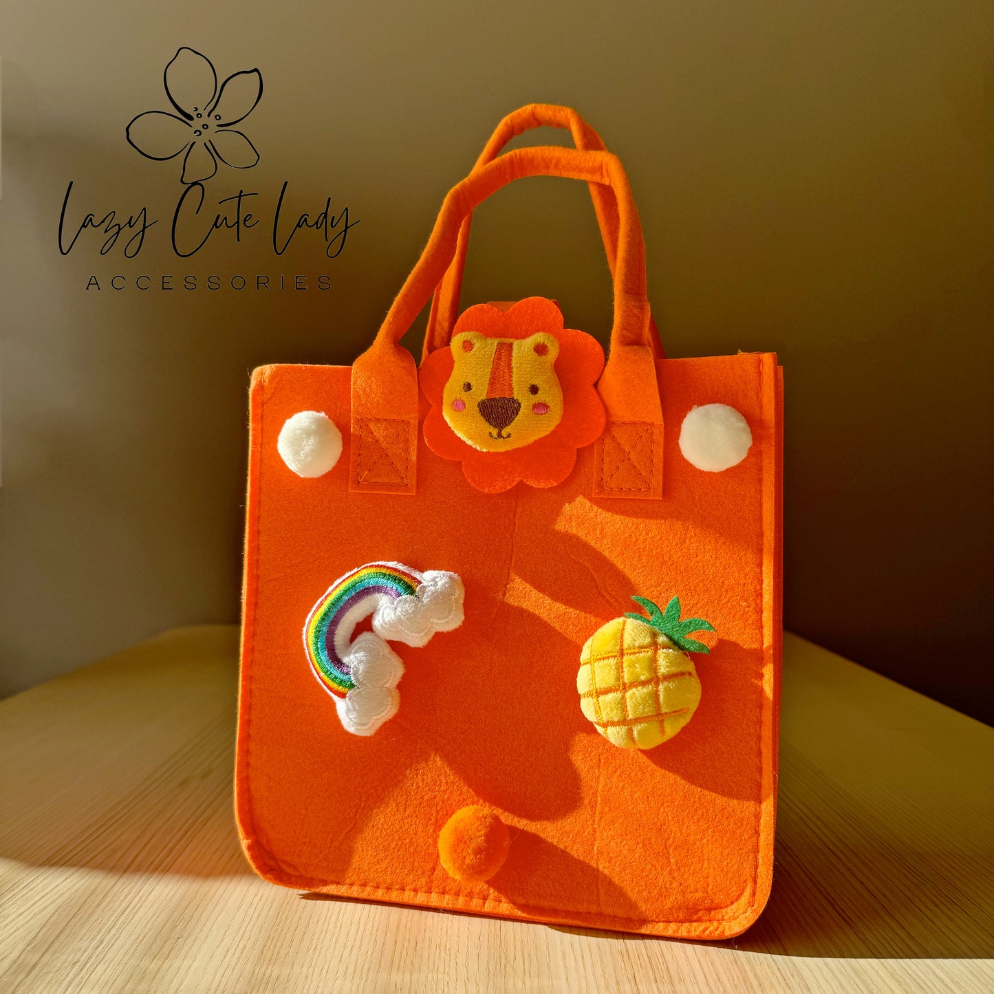 Handmade Felt Lion Tote Bag – Cute, Spacious, and Perfect for All Ages