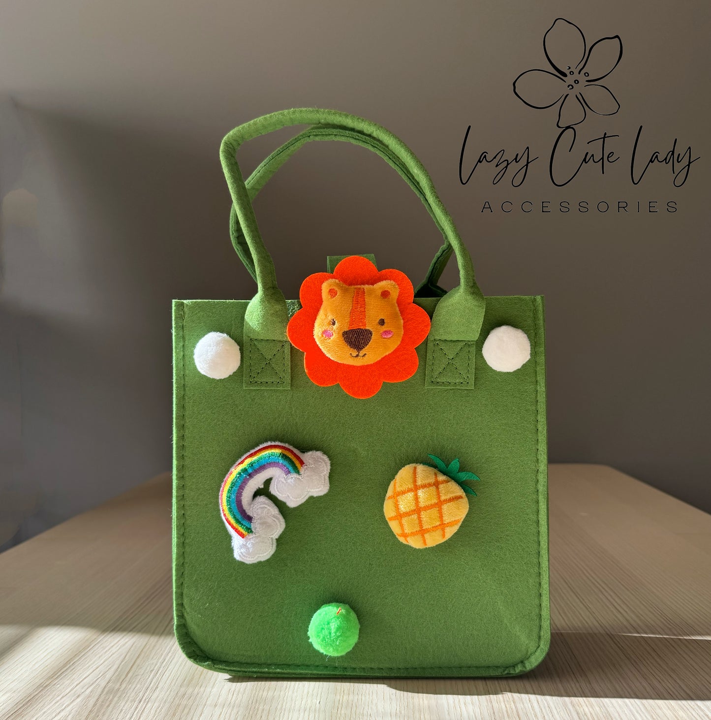 Handmade Felt Lion Tote Bag – Cute, Spacious, and Perfect for All Ages