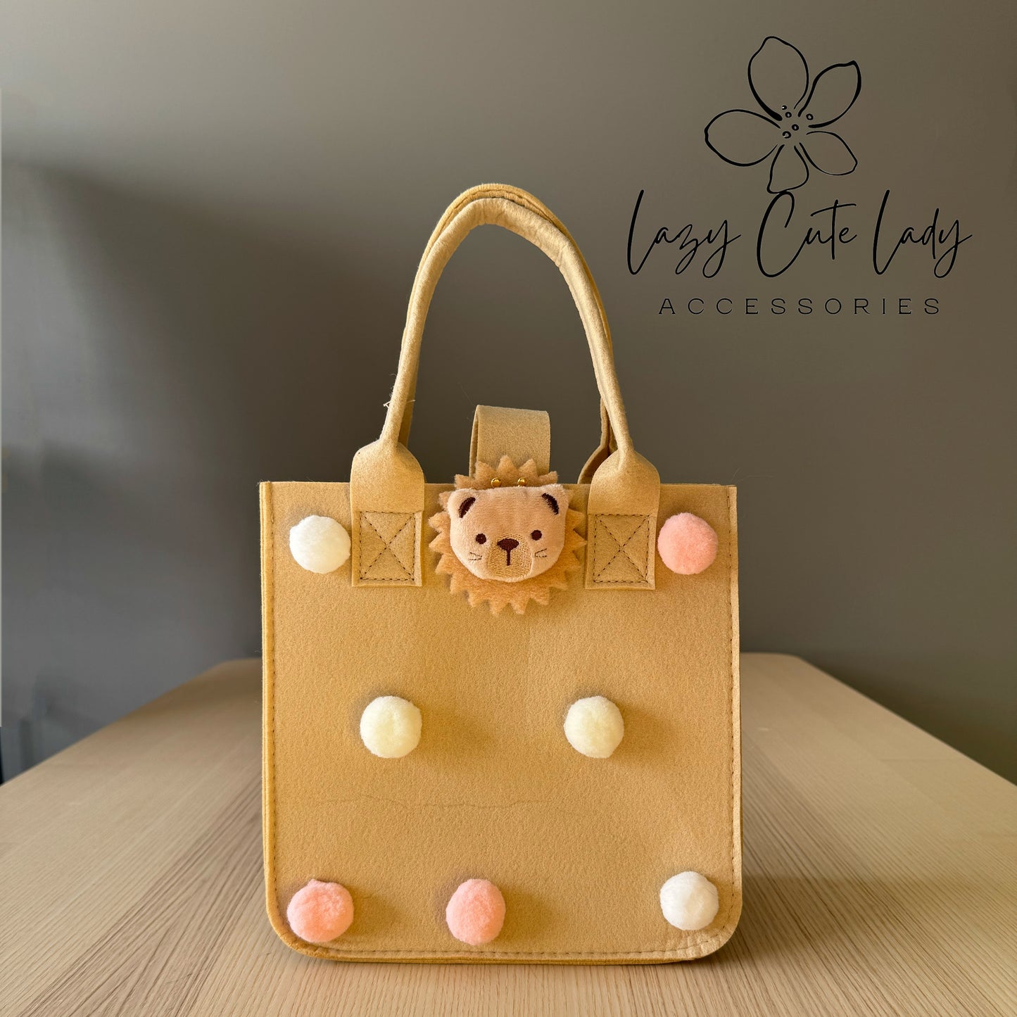 Handmade Felt Animal Tote Bag – Adorable, Spacious, and Perfect for All Ages