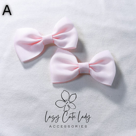 Mini Bow Hair Clips Set – Cute and Versatile Hair Accessory