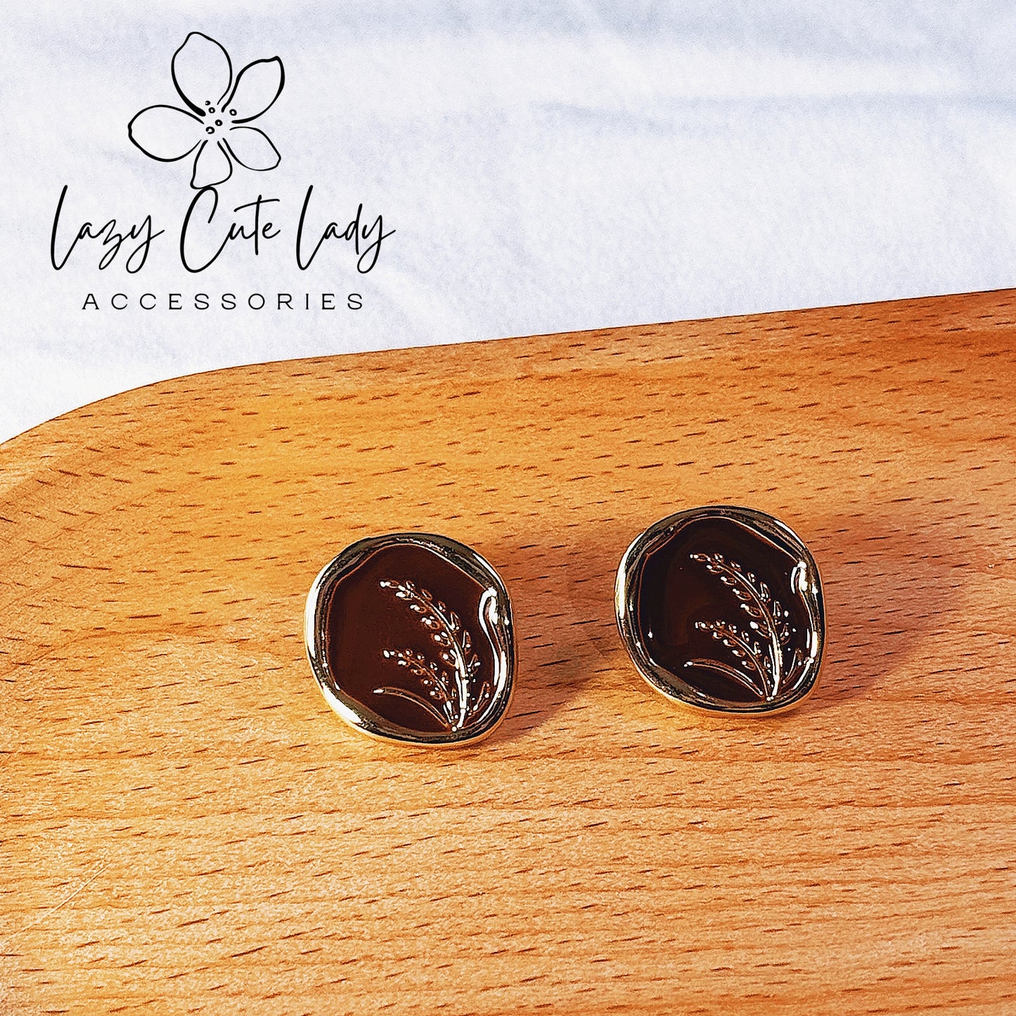 Vintage Wheat-themed Earrings in Gold, Available in Brown and Deep Red Variants