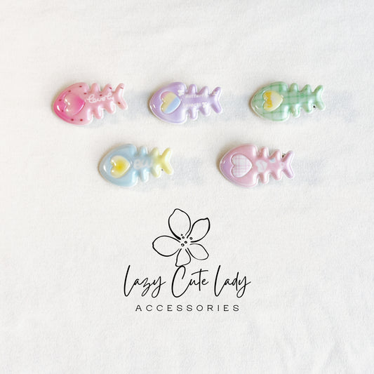 Glossy Pastel Fish Bone Hair Clips – Cute Kawaii Style Barrettes with Heart Details