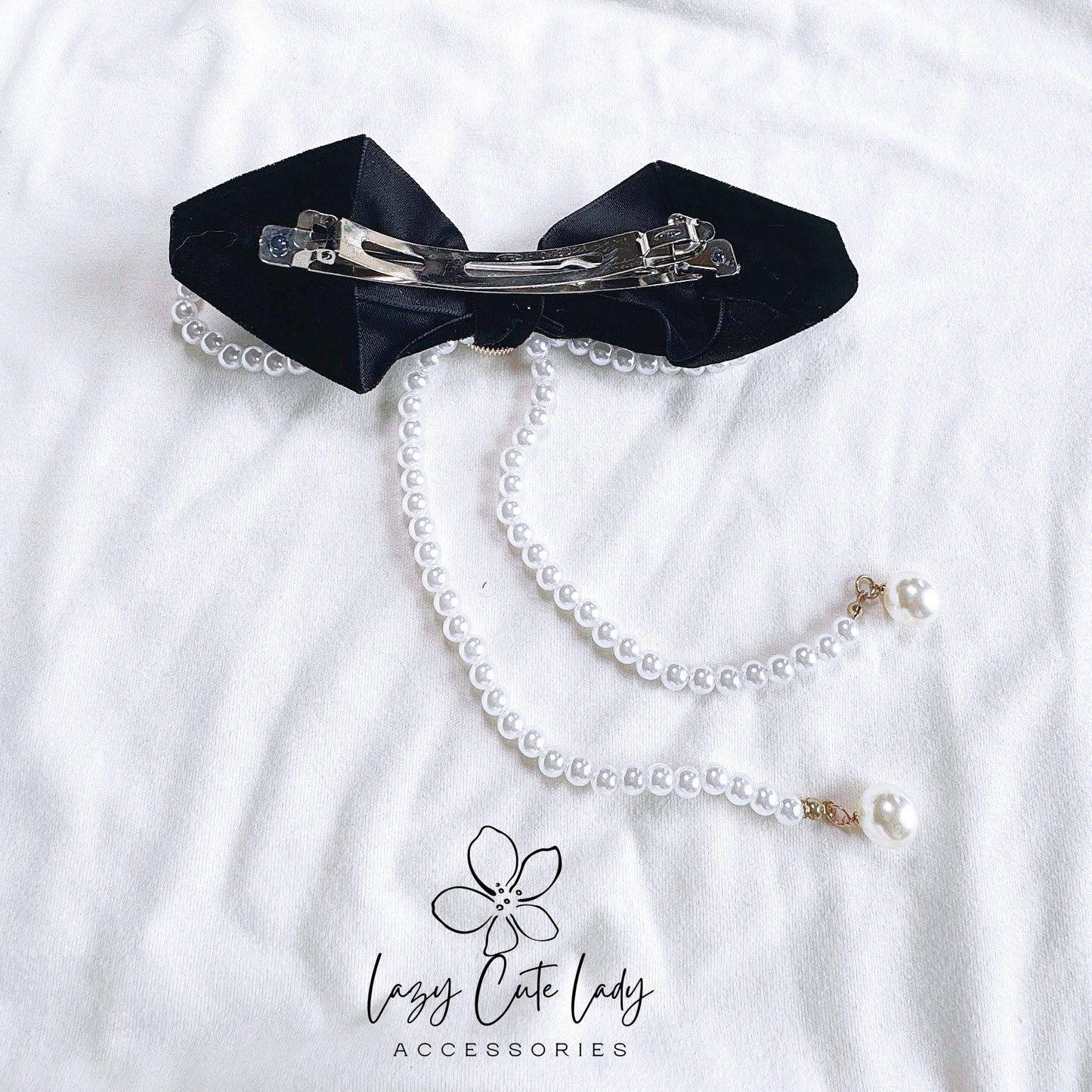 Vintage French Velvet Black Bow Hair Clip - Elegant and Detailed Accessory