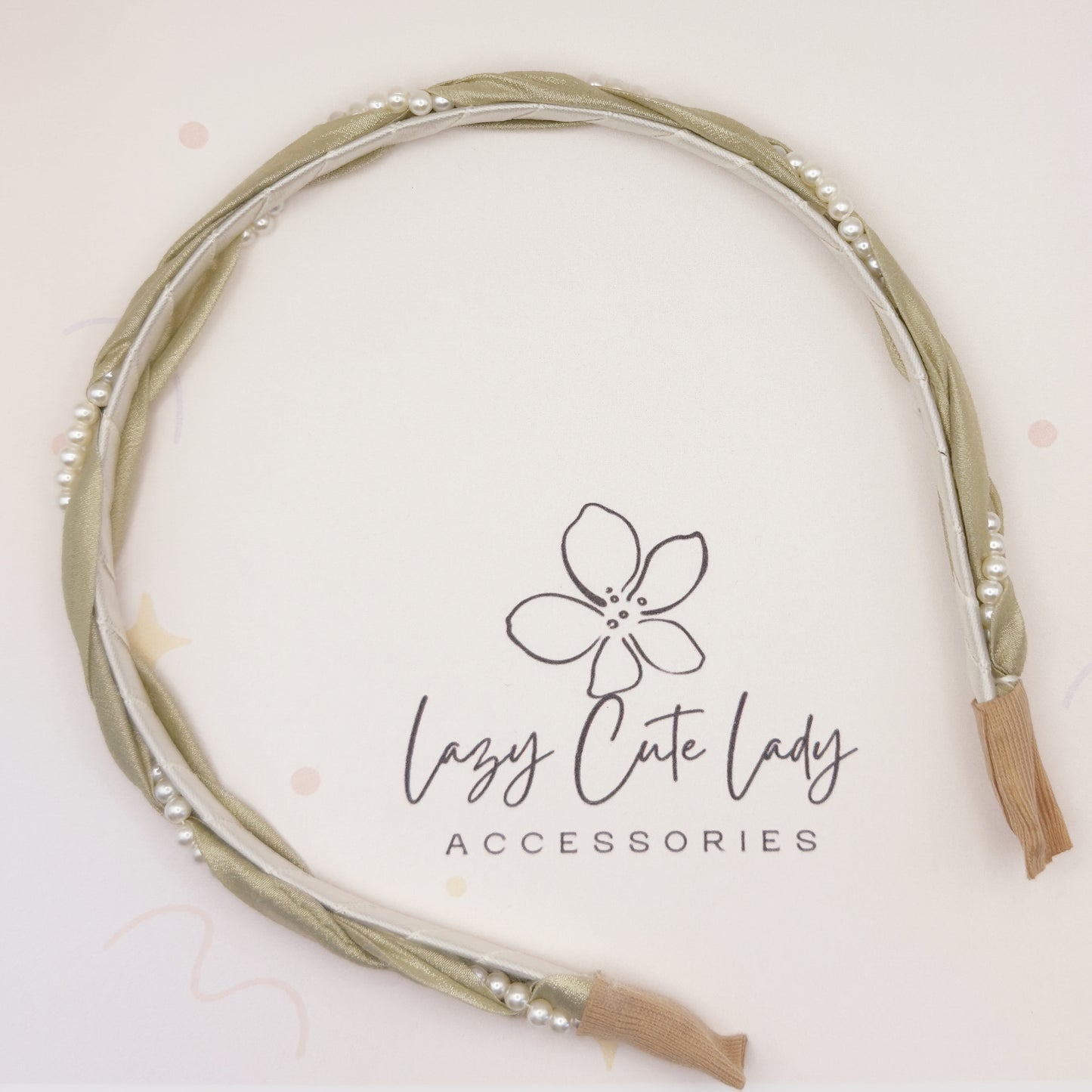 Braided Satin and Pearl Headband – Elegant Everyday Hair Accessory