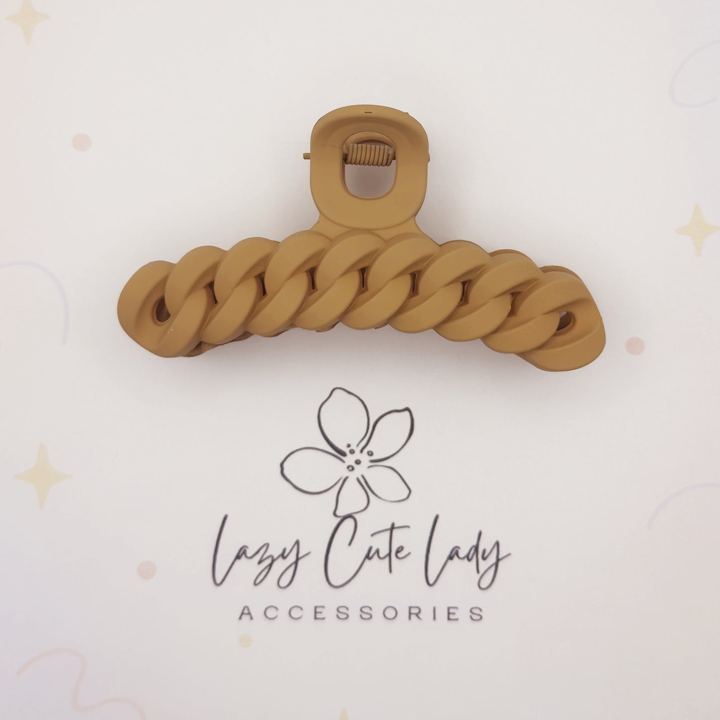 Matte Chain Link Hair Claw – Neutral Tone