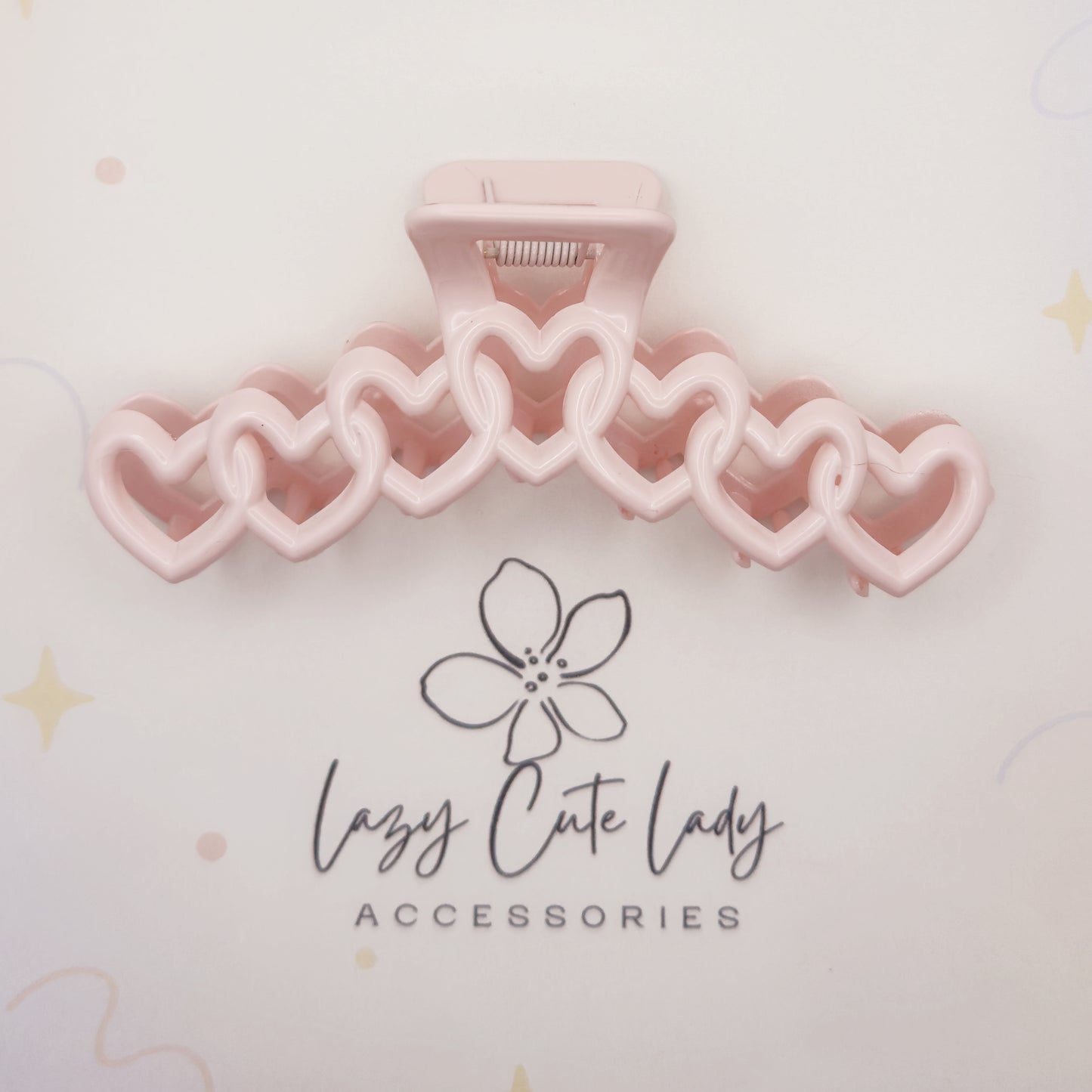 Sweetheart Chain Hair Claw – Hollow Heart Design