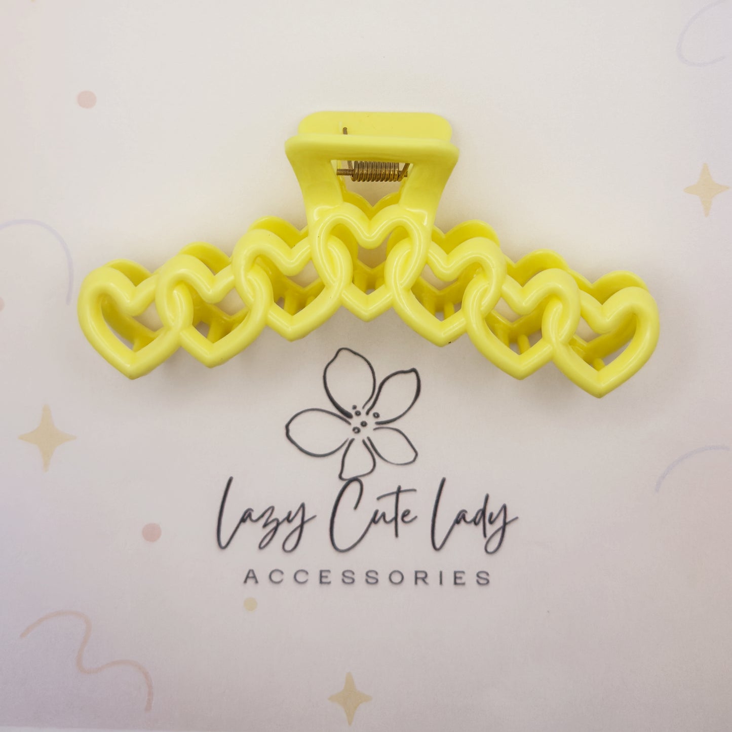 Sweetheart Chain Hair Claw – Hollow Heart Design