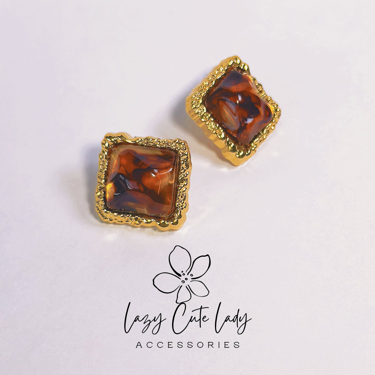 Square Resin and Metal Earrings - Brown and Gold Design