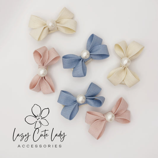 Bow Hair Clips with Pearl Center – Cute Fabric Bow Barrettes for Girls and Women, Elegant Hair Accessories