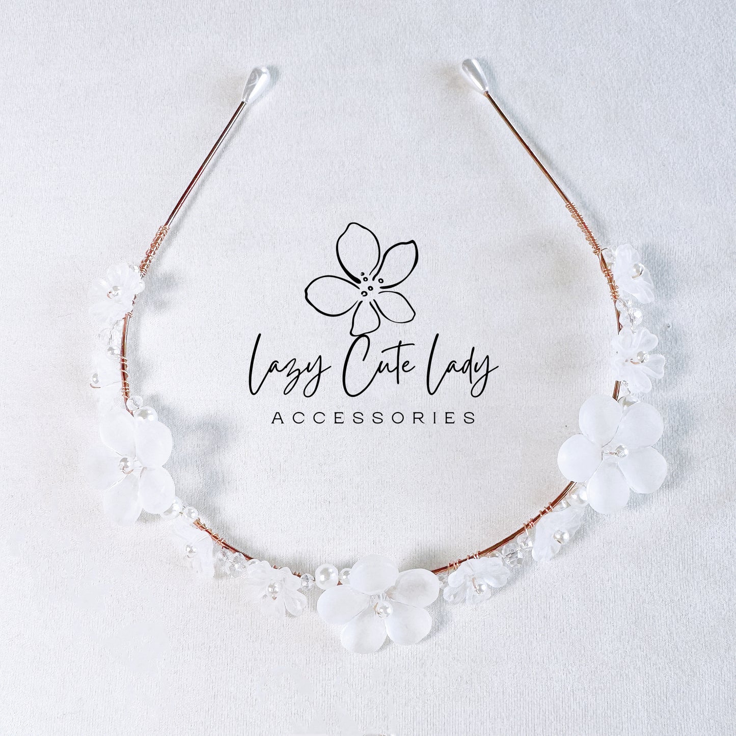 Elegant White Flower Headband - Perfect for Weddings, Parties & Everyday Wear