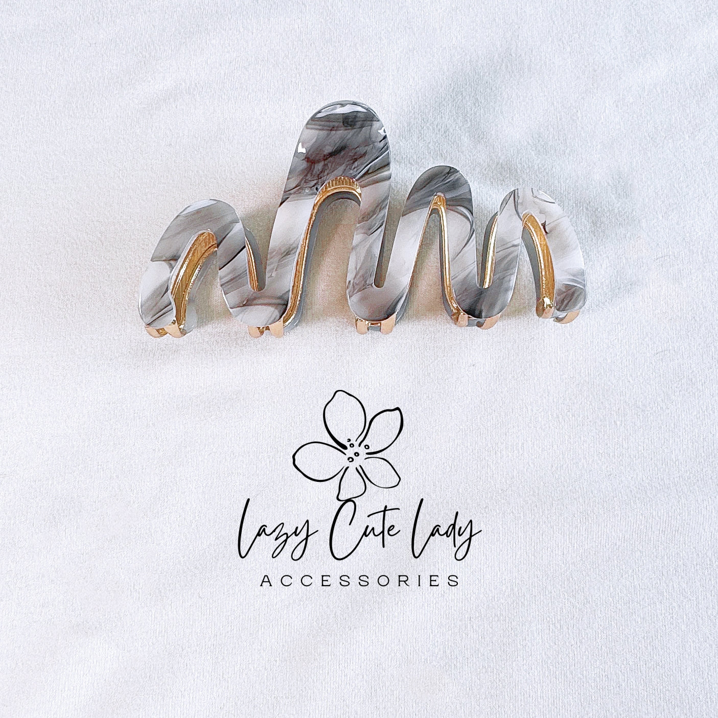 Ribbon-Inspired Acetate & Metal Hair Claw - Eco-Friendly Elegance