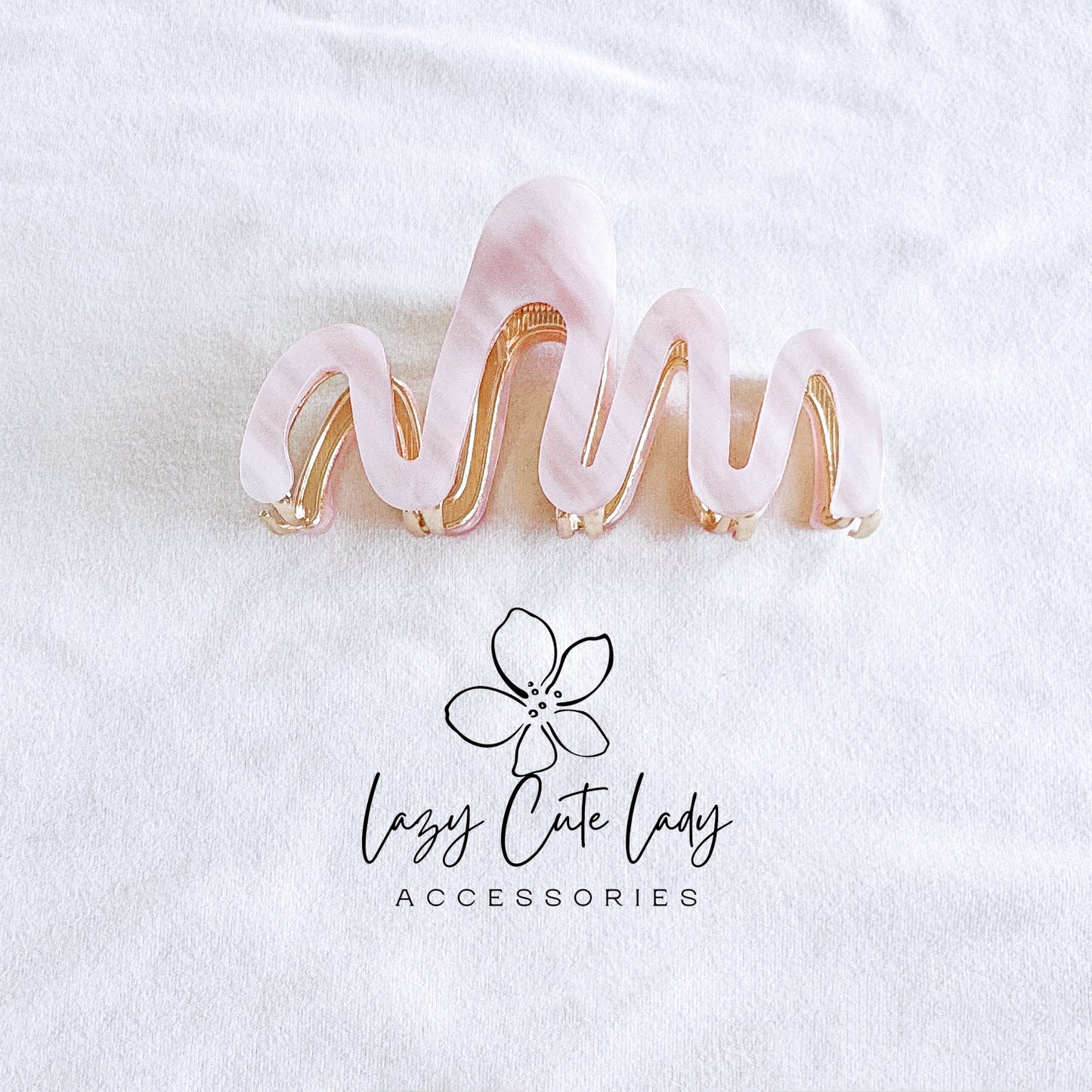 Ribbon-Inspired Acetate & Metal Hair Claw - Eco-Friendly Elegance