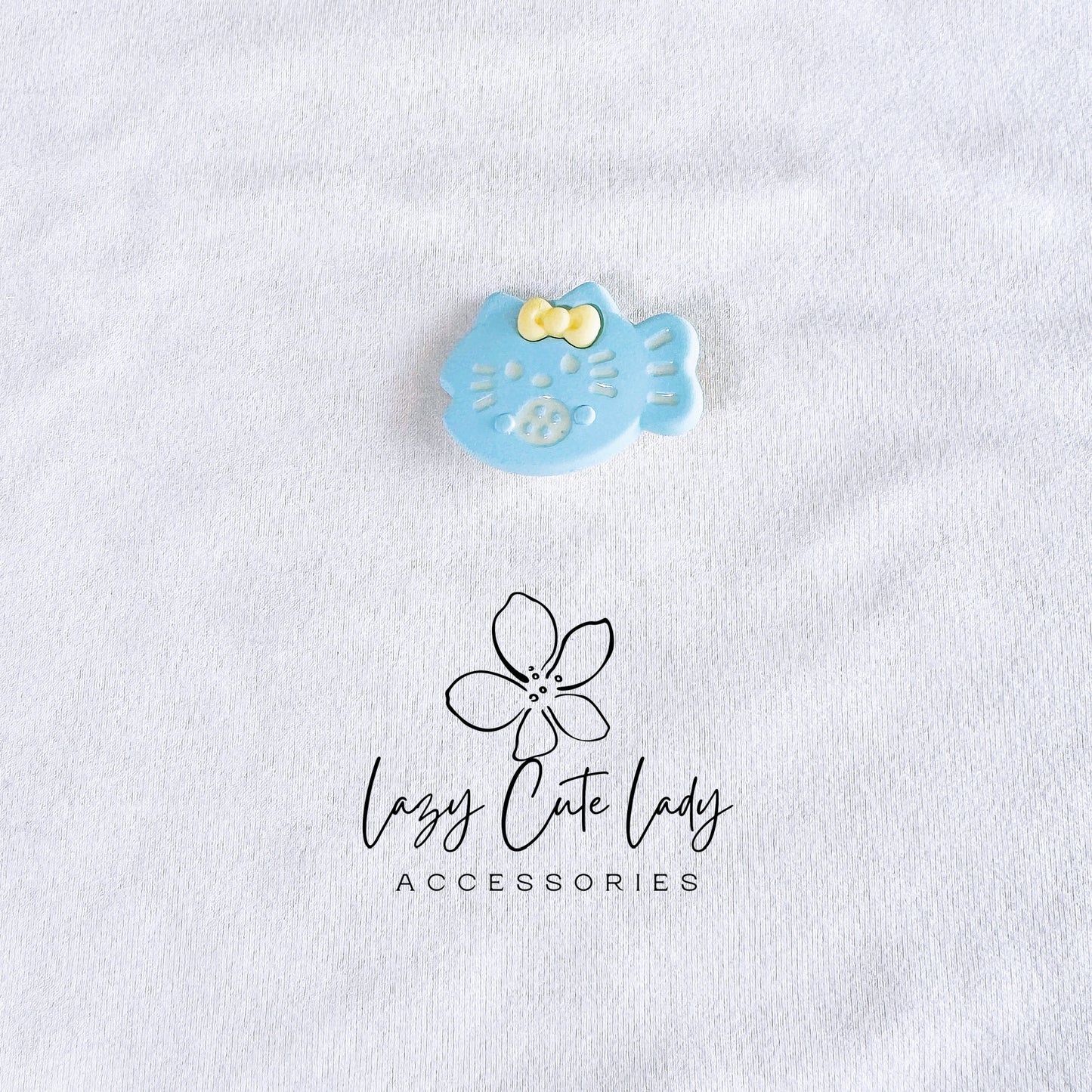 Adorable Little Cat-Fish Bow Hair Clip - Sweet & Playful Accessory for Girl