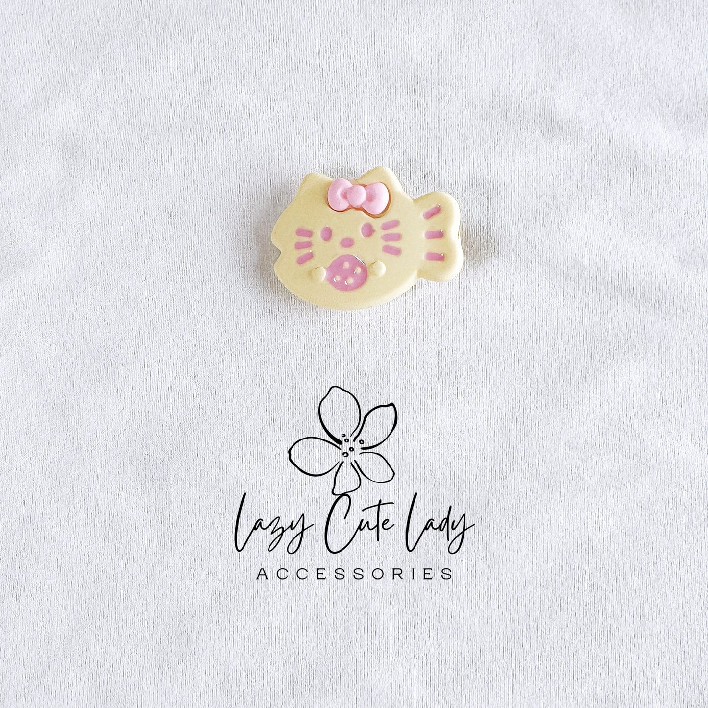 Adorable Little Cat-Fish Bow Hair Clip - Sweet & Playful Accessory for Girl