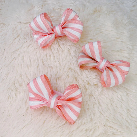 Baby Chic: Cute Bow Hair Accessory - Bow Hair clips - Baby hair clips - for girl