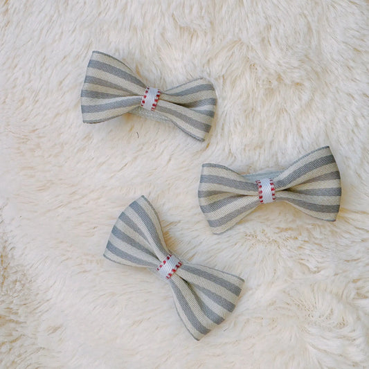 Baby Chic: Cute Bow Hair Accessory