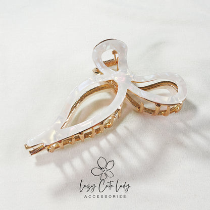 Elegant Bow and Gold Hair Claw (4.5 Inches) - Chic Sophistication for Versatile Styles Hair Accessory