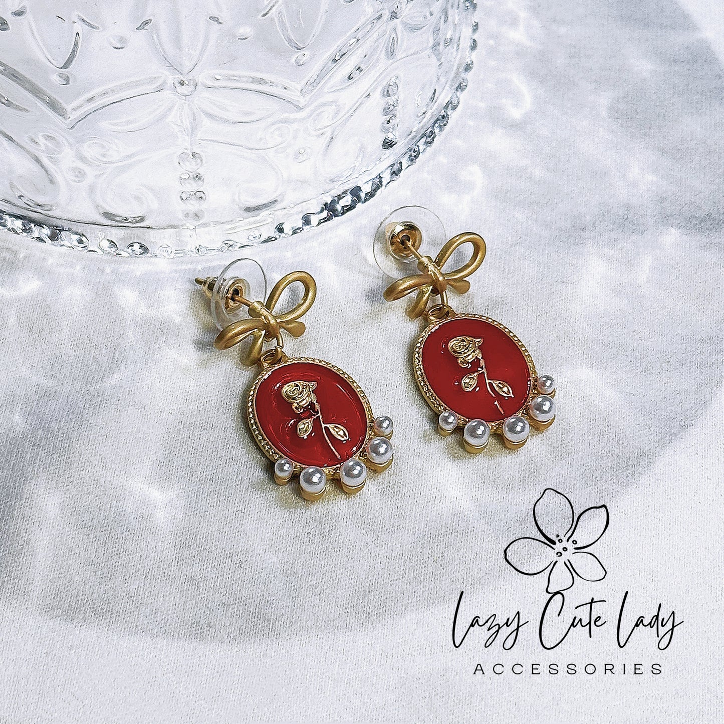 Lazy Cute Lady Accessories-Vintage Gold Bow and Oil Painting Red Rose Earrings-Metal allergy-friendly earring-Fashion Earring-Gift-for girl for women