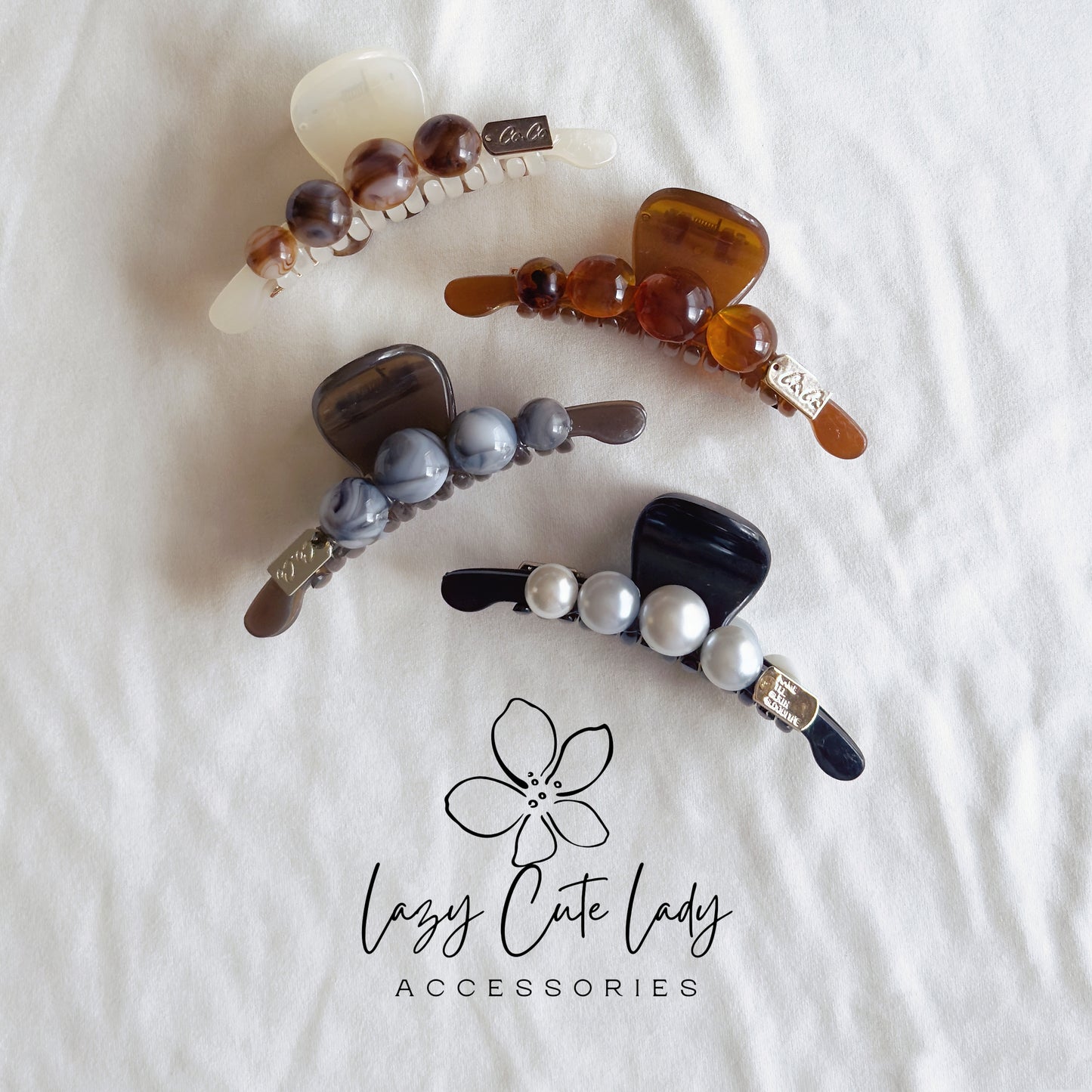 Marbled Bead Hair Claw – Elegant Everyday Styling