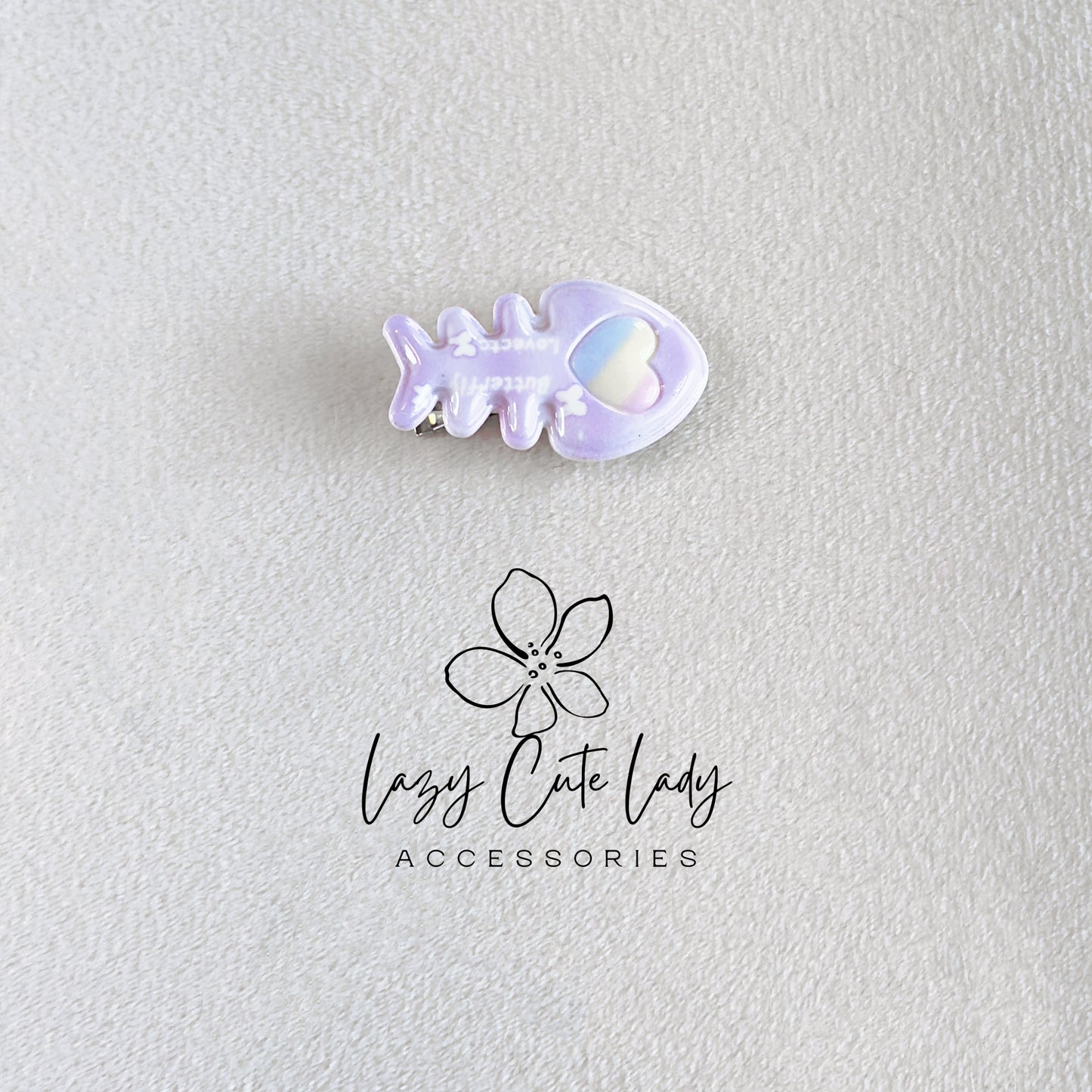 Glossy Pastel Fish Bone Hair Clips – Cute Kawaii Style Barrettes with Heart Details