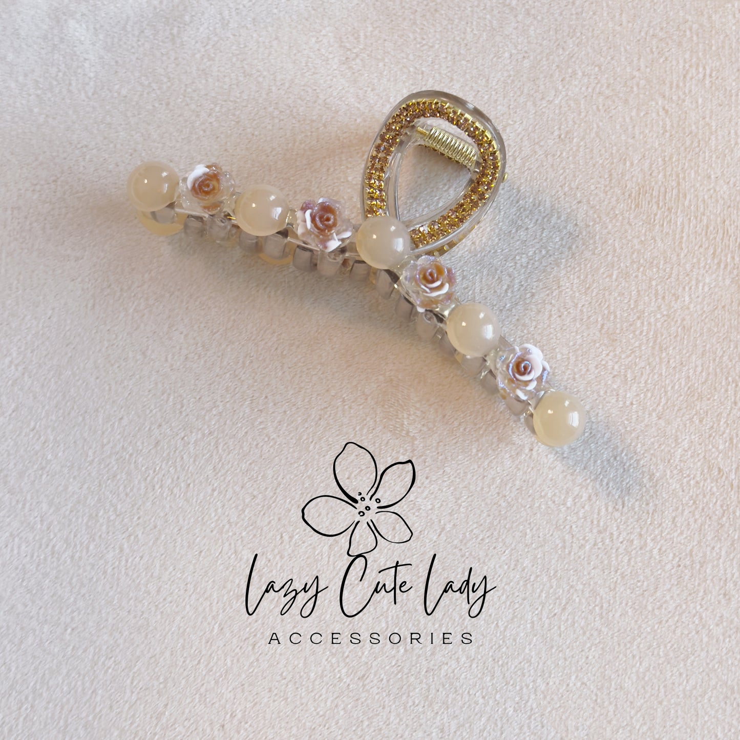 Rose Bead Hair Claw Clip – Elegant Floral Acrylic Hair Accessory
