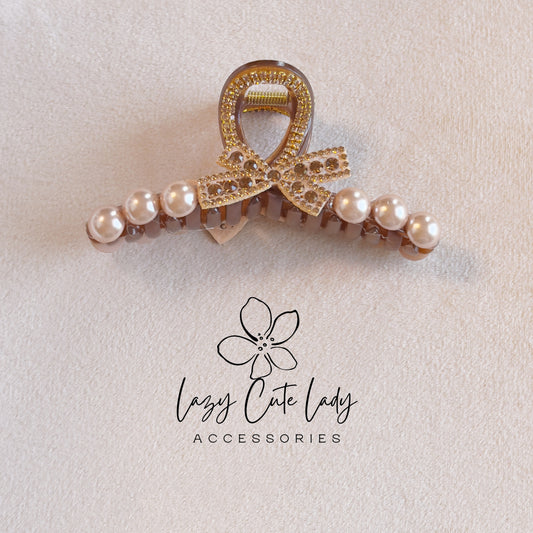Bow &amp; Pearl Claw Clip – Glamorous Rhinestone Accent Hair Claw