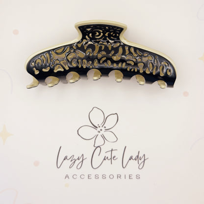 Hollow Leopard Cutout Acetate Hair Claw – Eco-Friendly Statement Clip