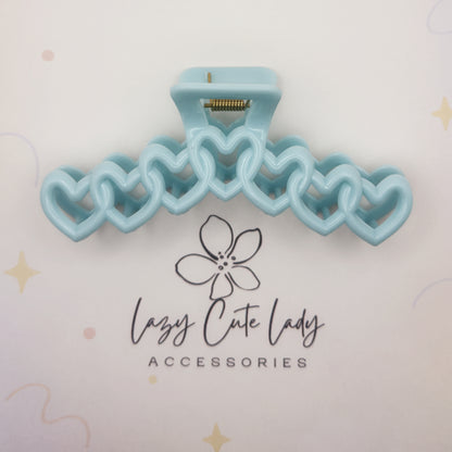 Sweetheart Chain Hair Claw – Hollow Heart Design