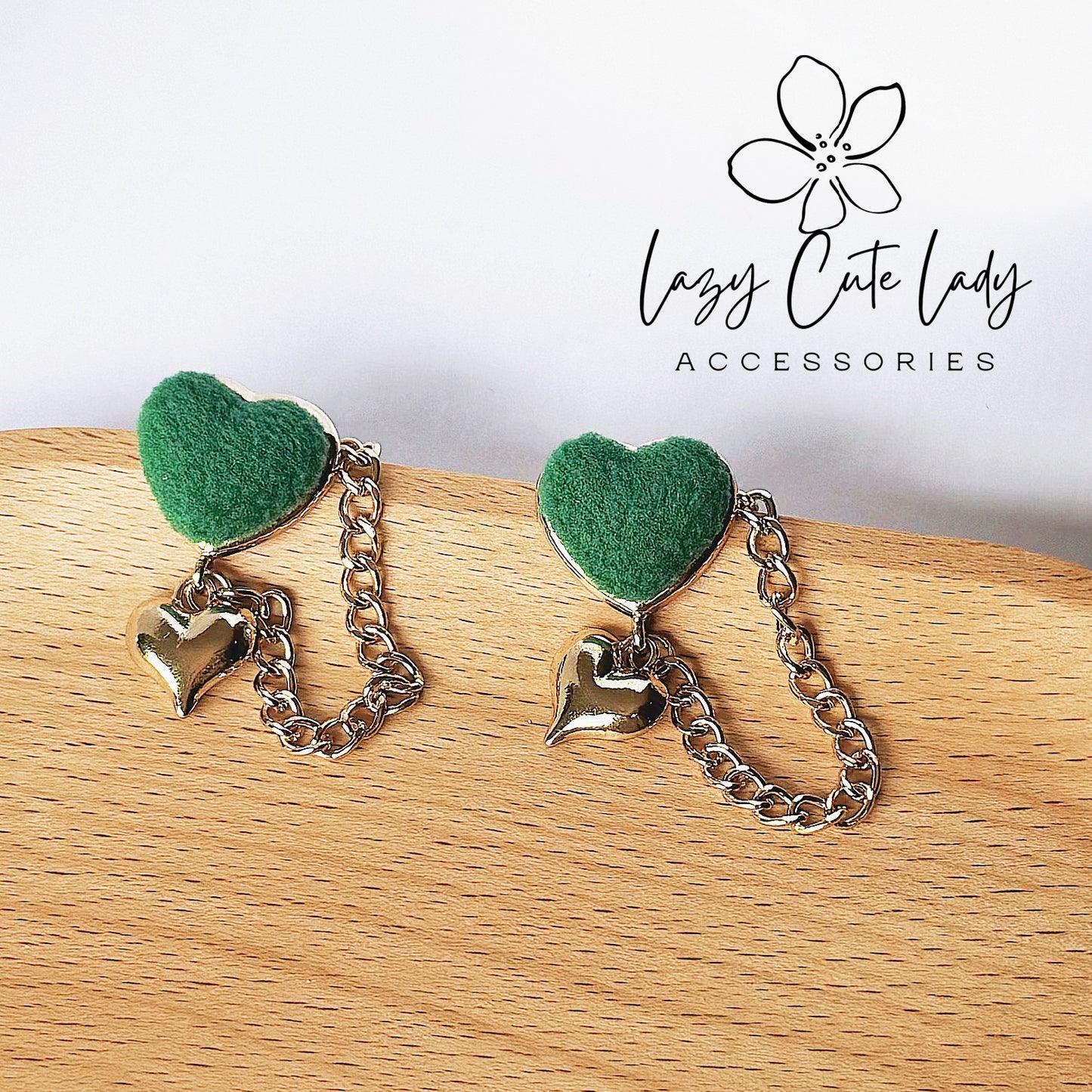 Green Fuzzy Heart & Metal Chain Earrings - Artistic and Eye-Catching Design