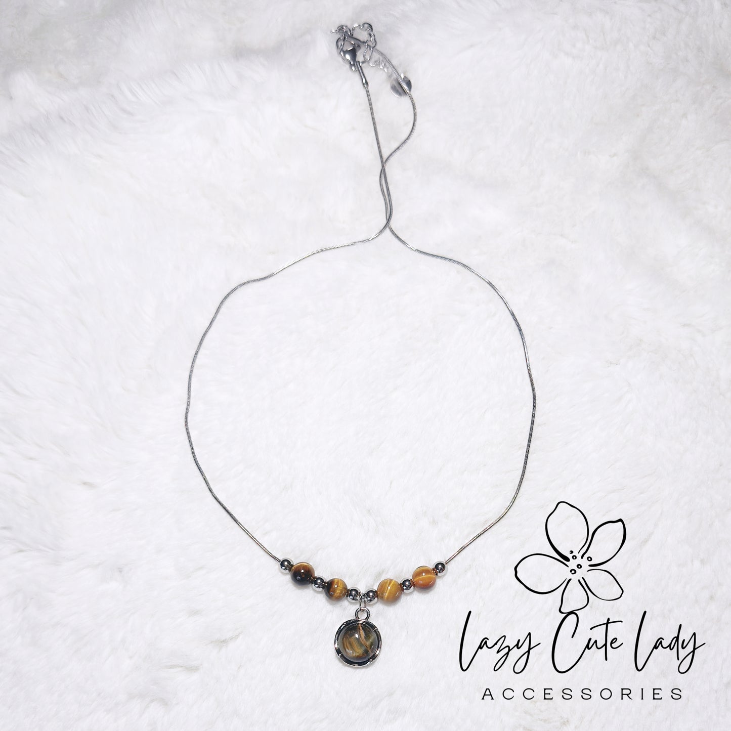 Stylish Tiger Eye and Silver Bead Necklace