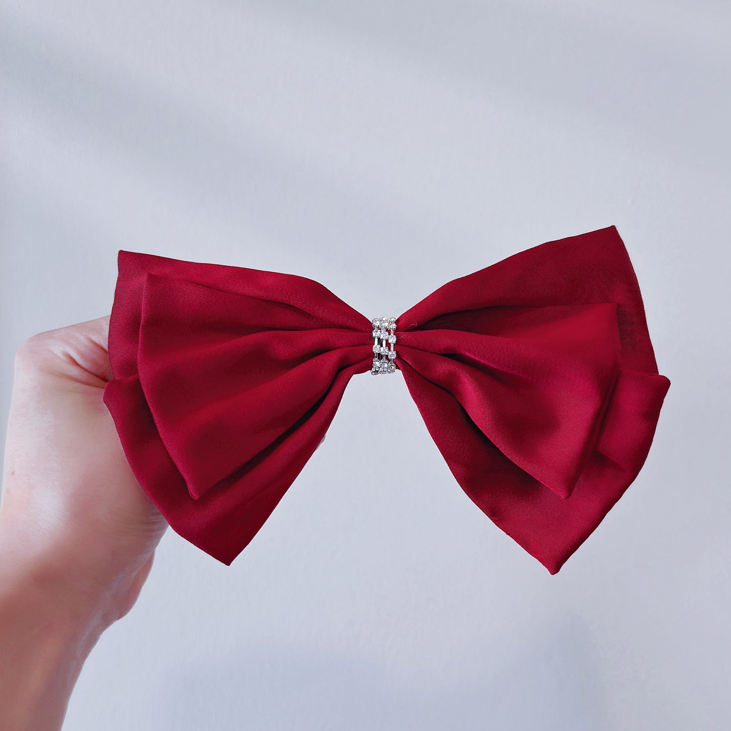 Elegant Satin Ribbon Bow Hair Accessory with Rhinestone Detail – Versatile and Chic